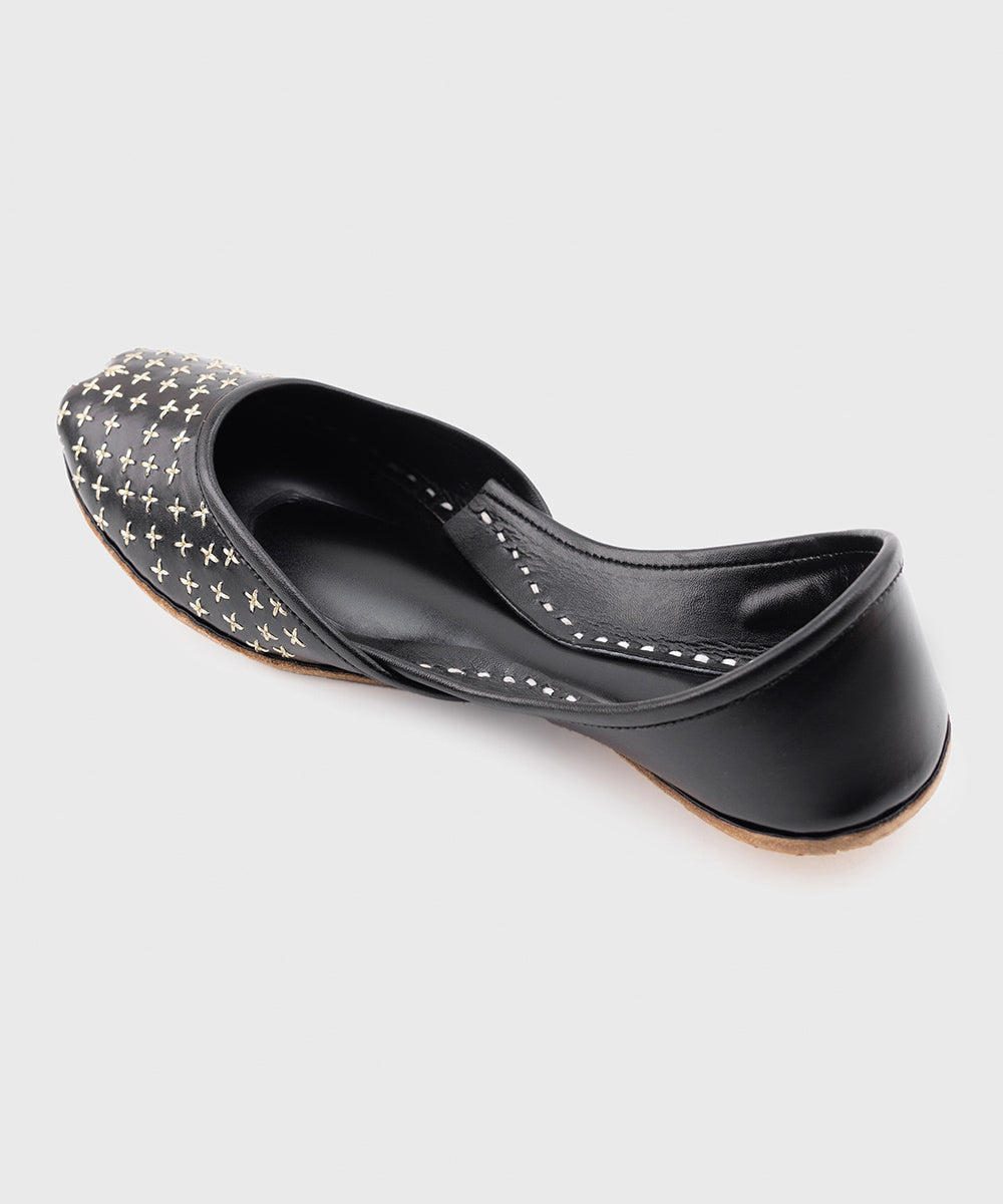 Women's Black Kola Puri