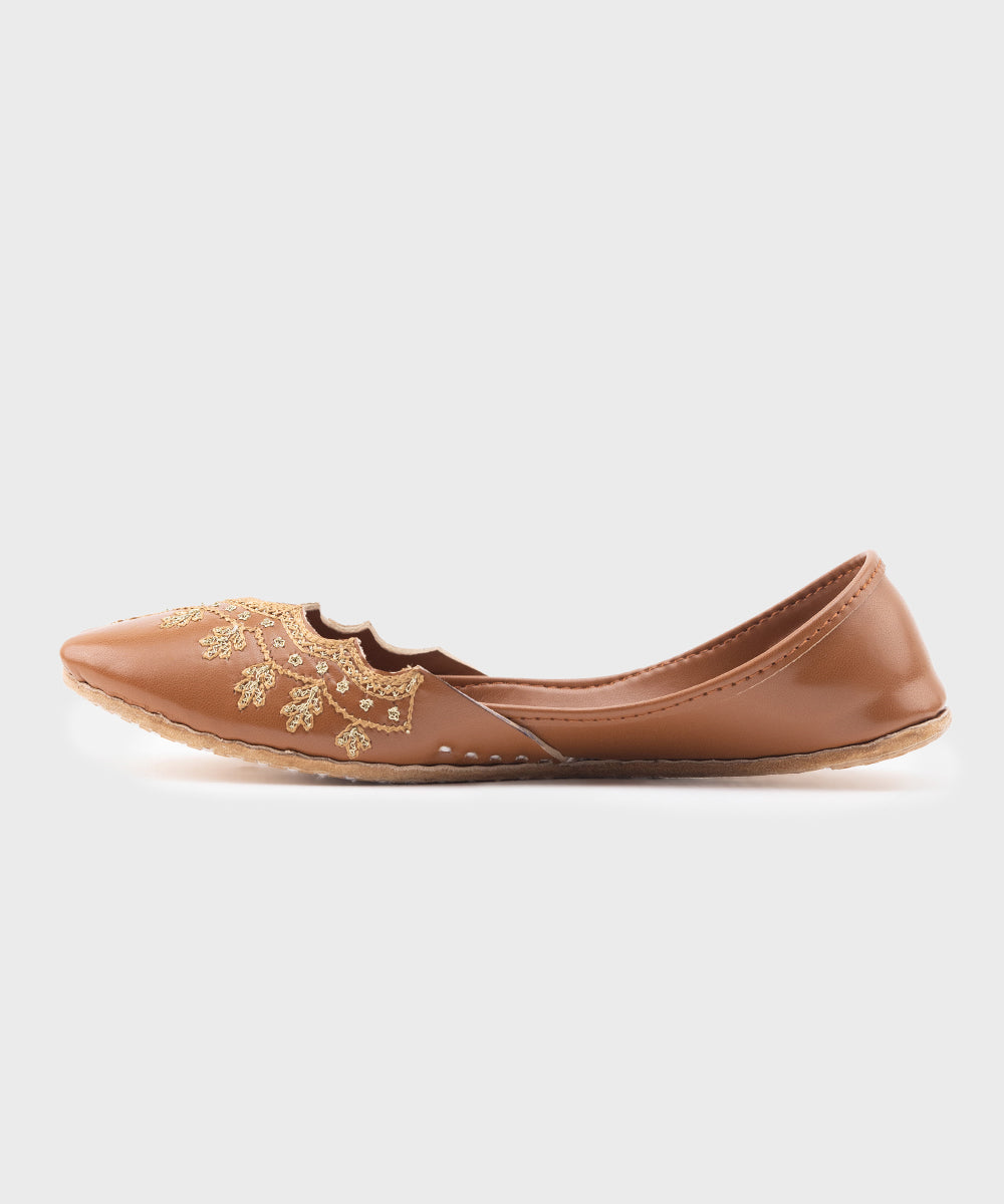 Women's Brown Kola Puri