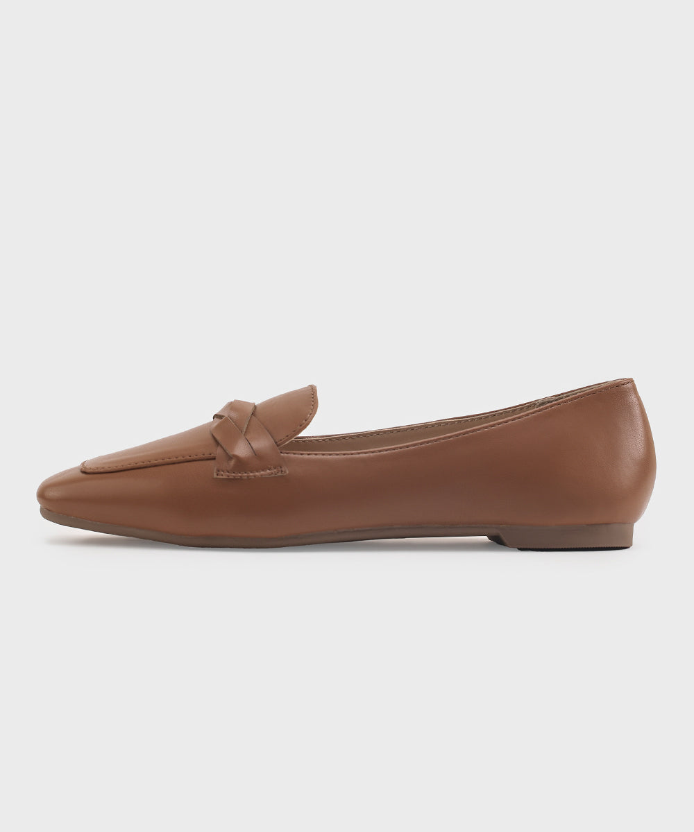 Women's tan Loafers