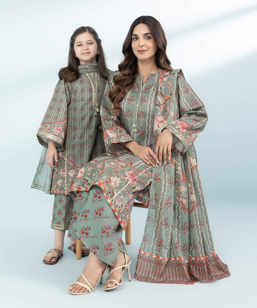 Mommy & Me Girls Three Piece Green Suit 