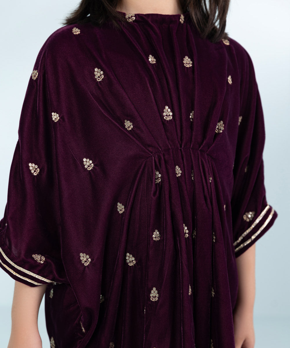 Girls Dyed Embroidered Velvet Kaftan in Purple