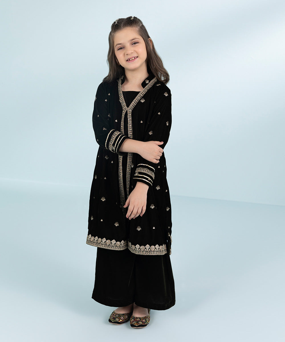 Girls 2 Piece Dyed Embroidered Velvet Suit in Green