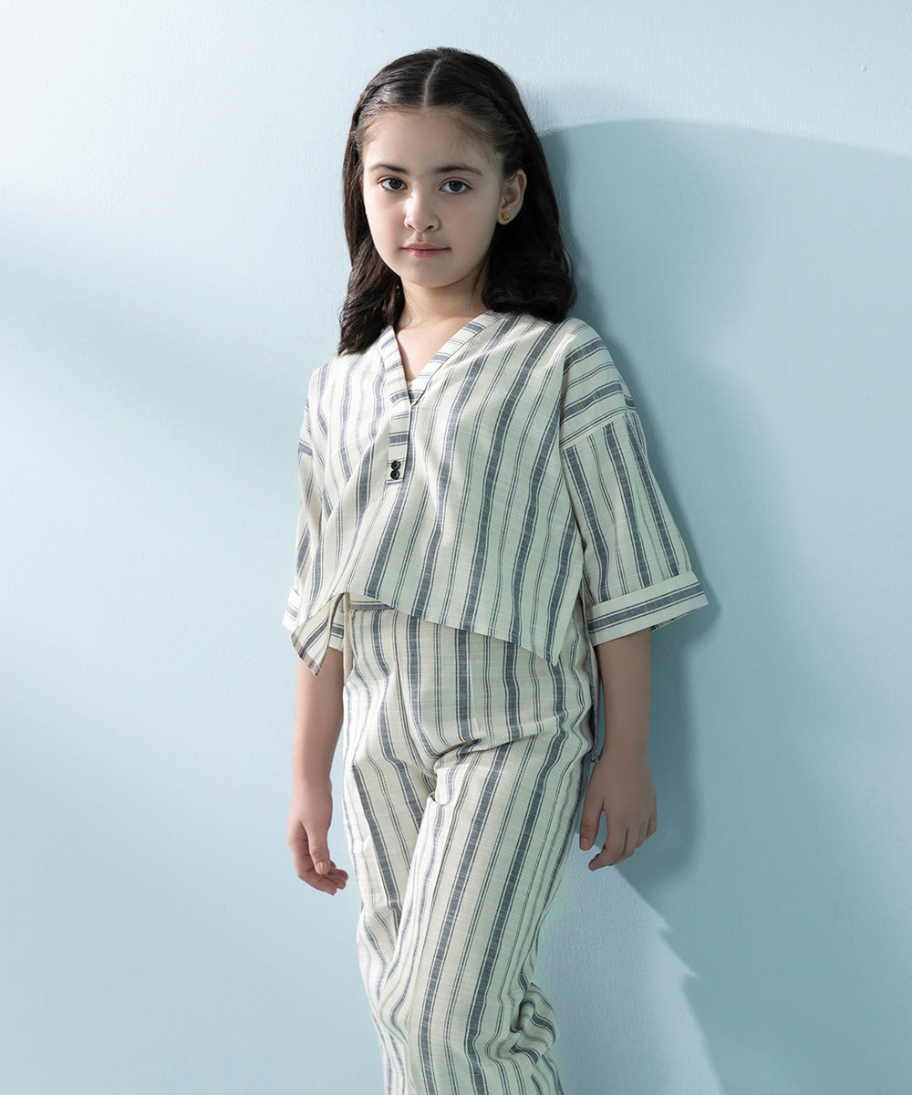 Kids East Girls White Yarn Dyed Set