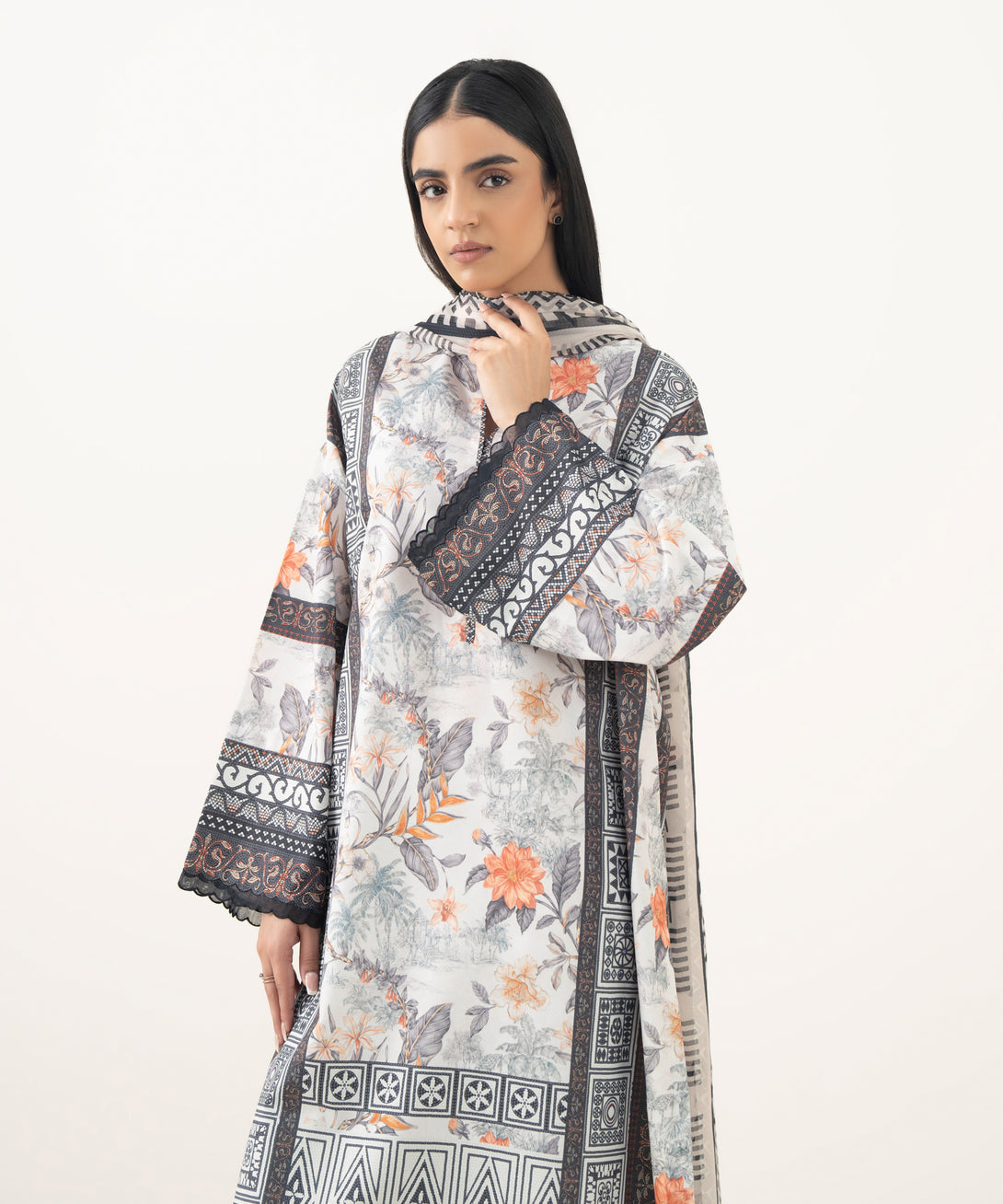 Women's Unstitched Lawn Printed Multi 3 Piece Suit