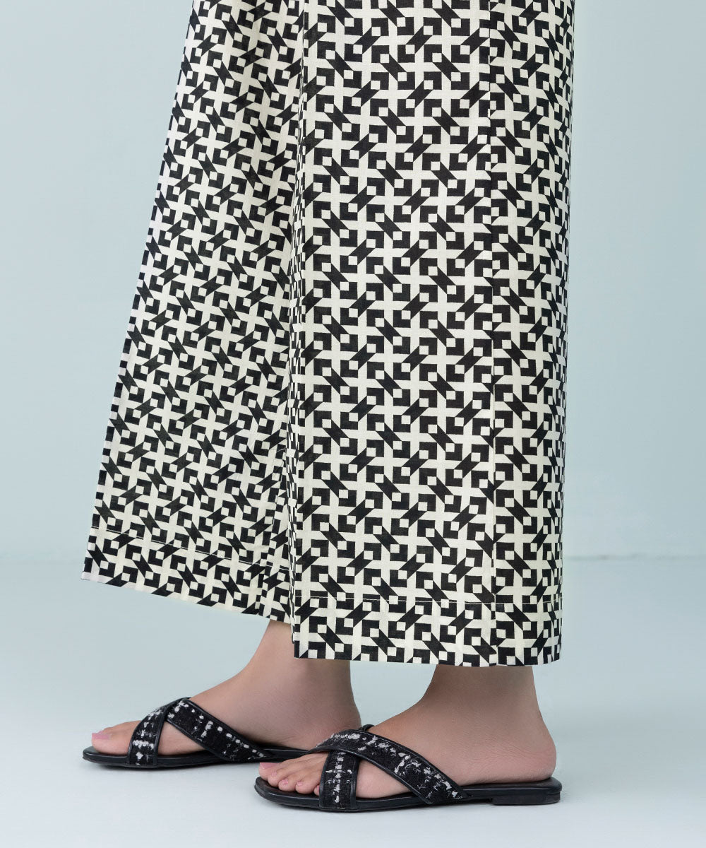 Women's Pret Cambric Black and White Printed Culottes