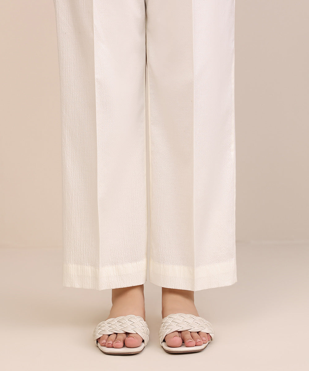 Women's Pret Seersucker Off White Solid Straight Pants