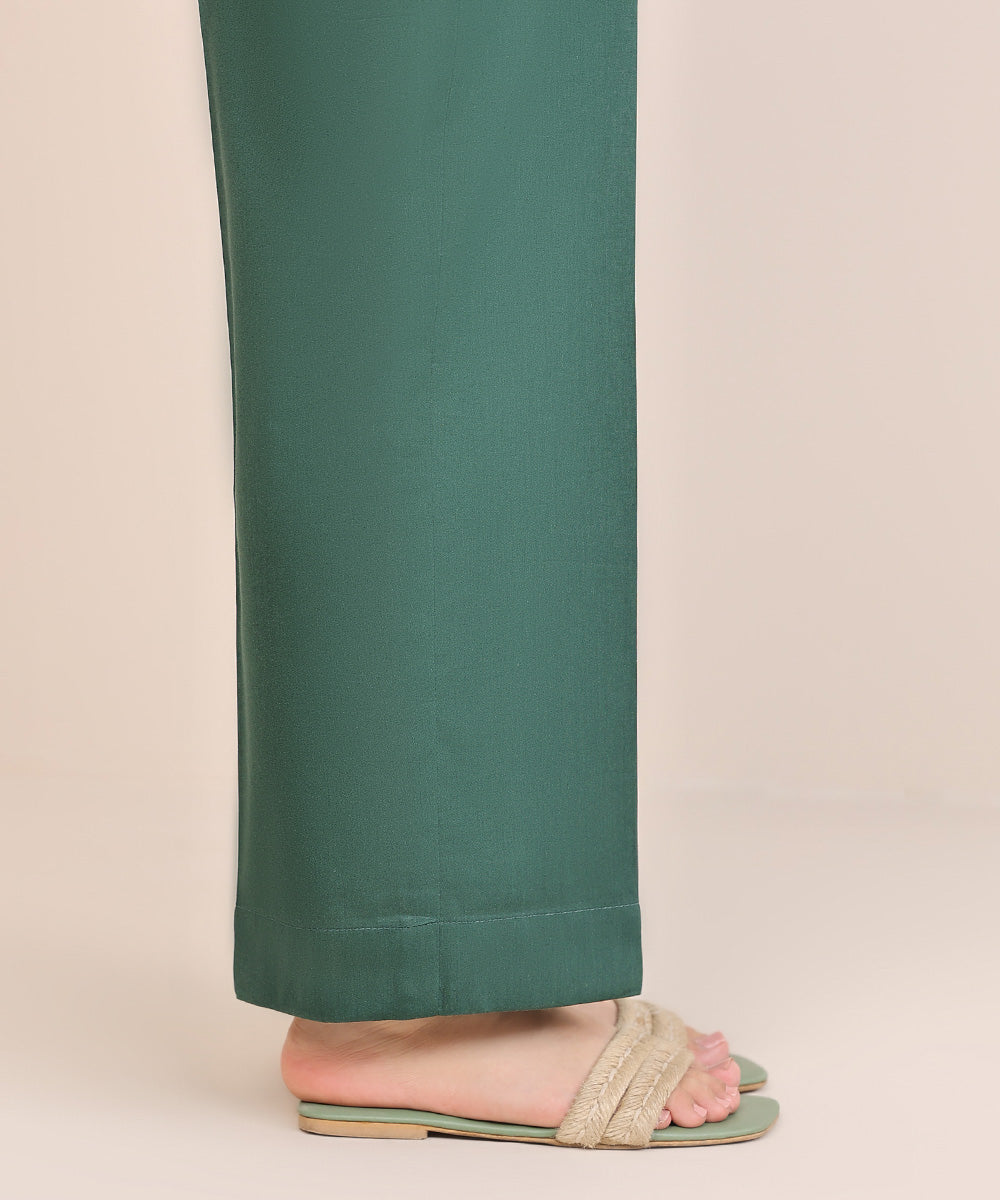 Women's Pret Cotton Viscose Green Solid Straight Pants