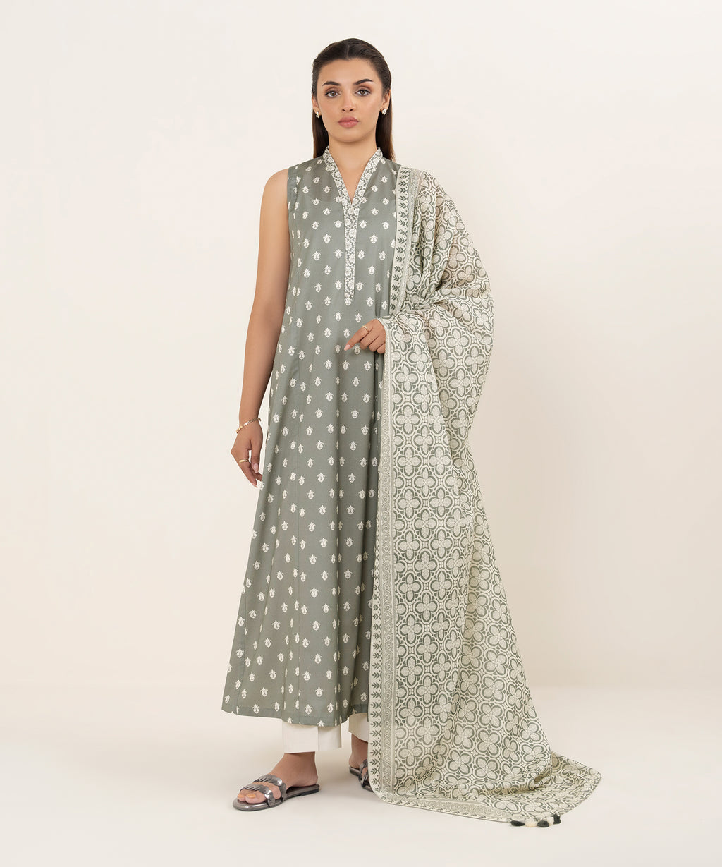 Women's Unstitched Lawn Printed Multi 2 Piece Suit
