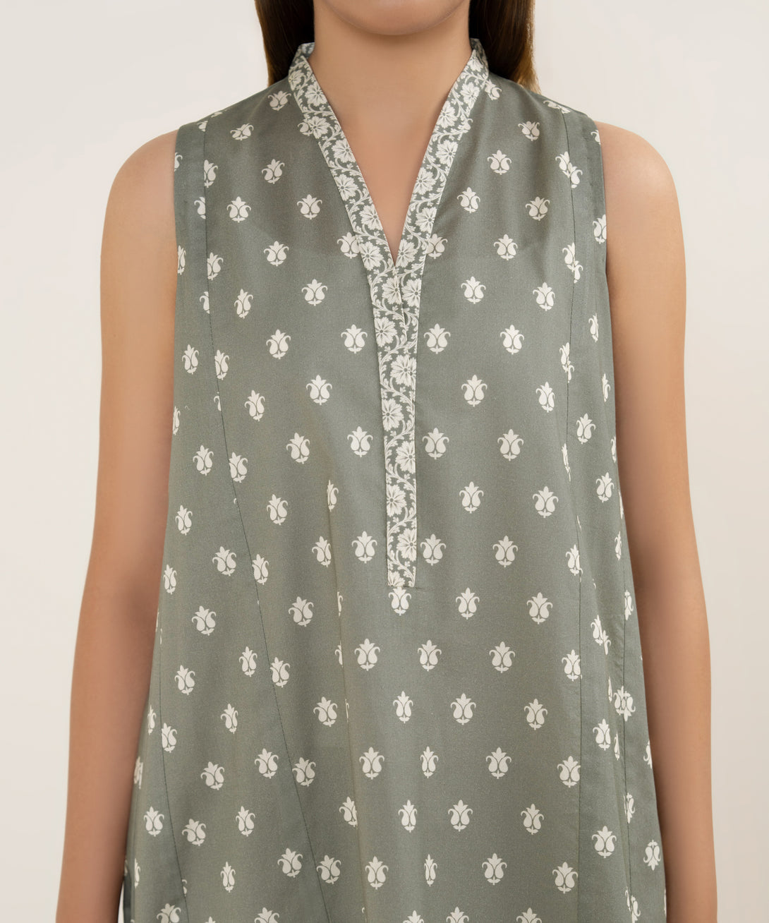 Women's Unstitched Lawn Printed Multi 2 Piece Suit