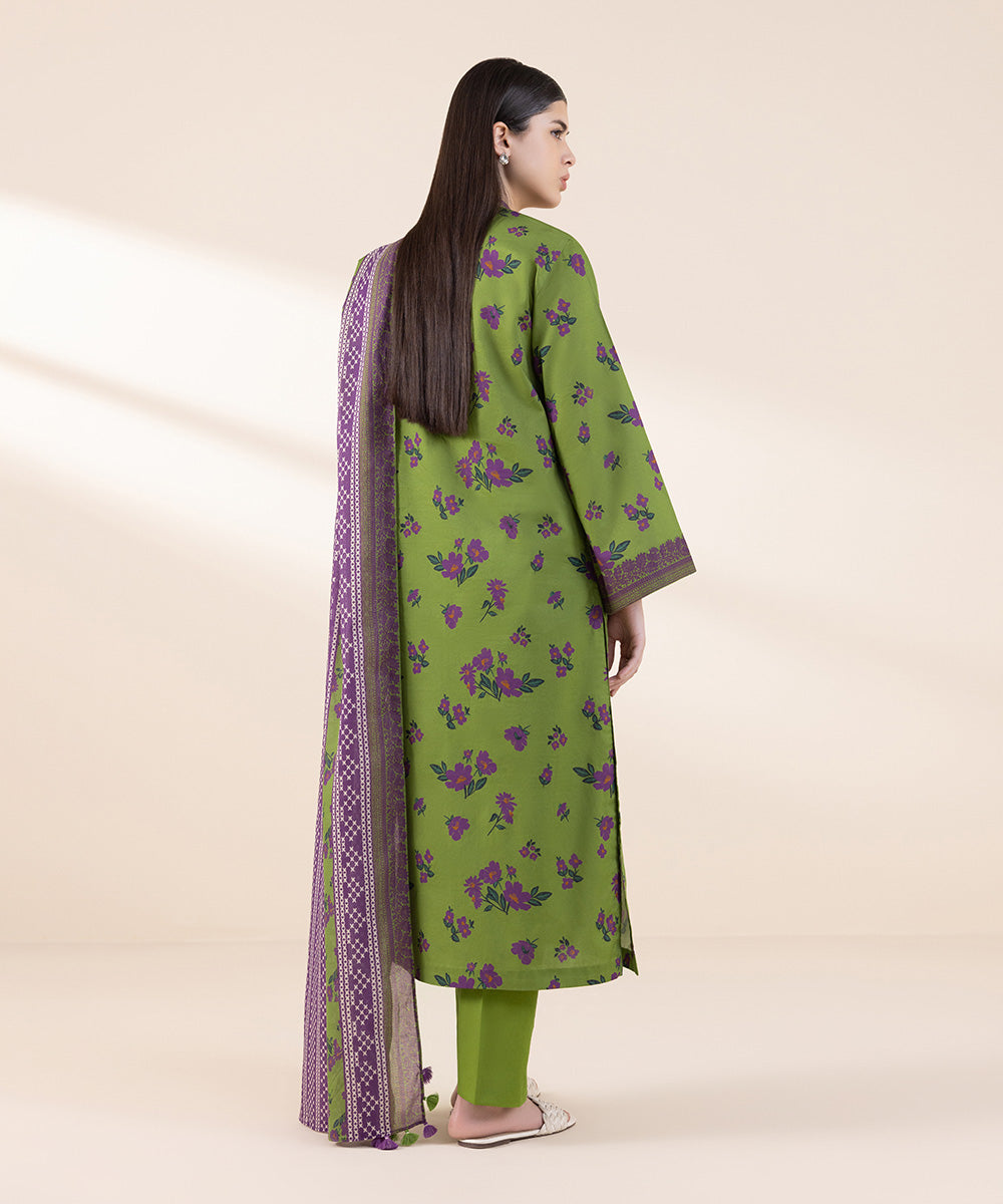 Women's Cambric Printed Green Unstitched 2 Piece Suit