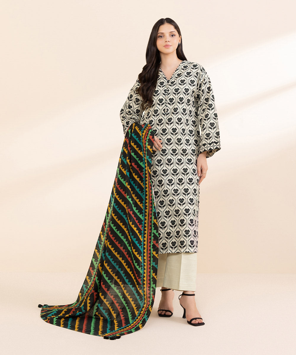 Women's Unstitched Light Khaddar Printed Multi 2 Piece Suit