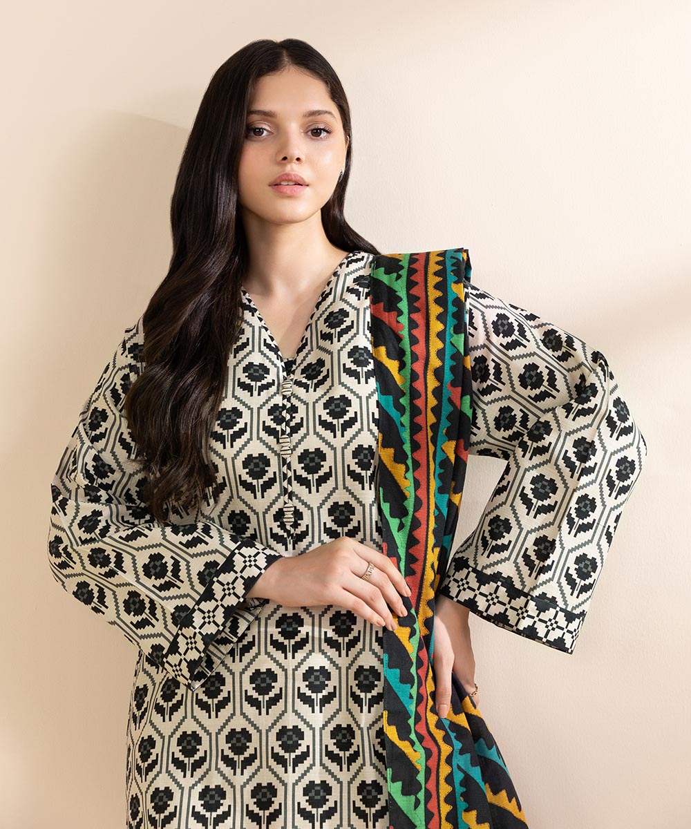 Women's Unstitched Light Khaddar Printed Multi 2 Piece Suit