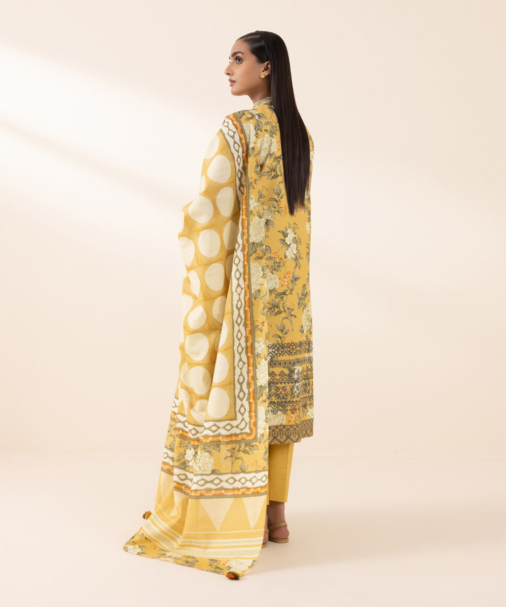 Women's Unstitched Light Khaddar Yellow Printed 2 Piece Suit