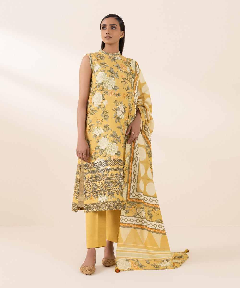 Women's Unstitched Light Khaddar Yellow Printed 2 Piece Suit