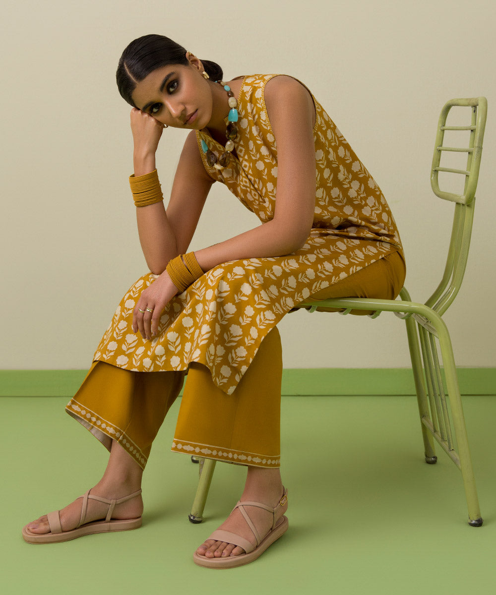 Unstitched Women's Printed Lawn Yellow Shirt Dupatta