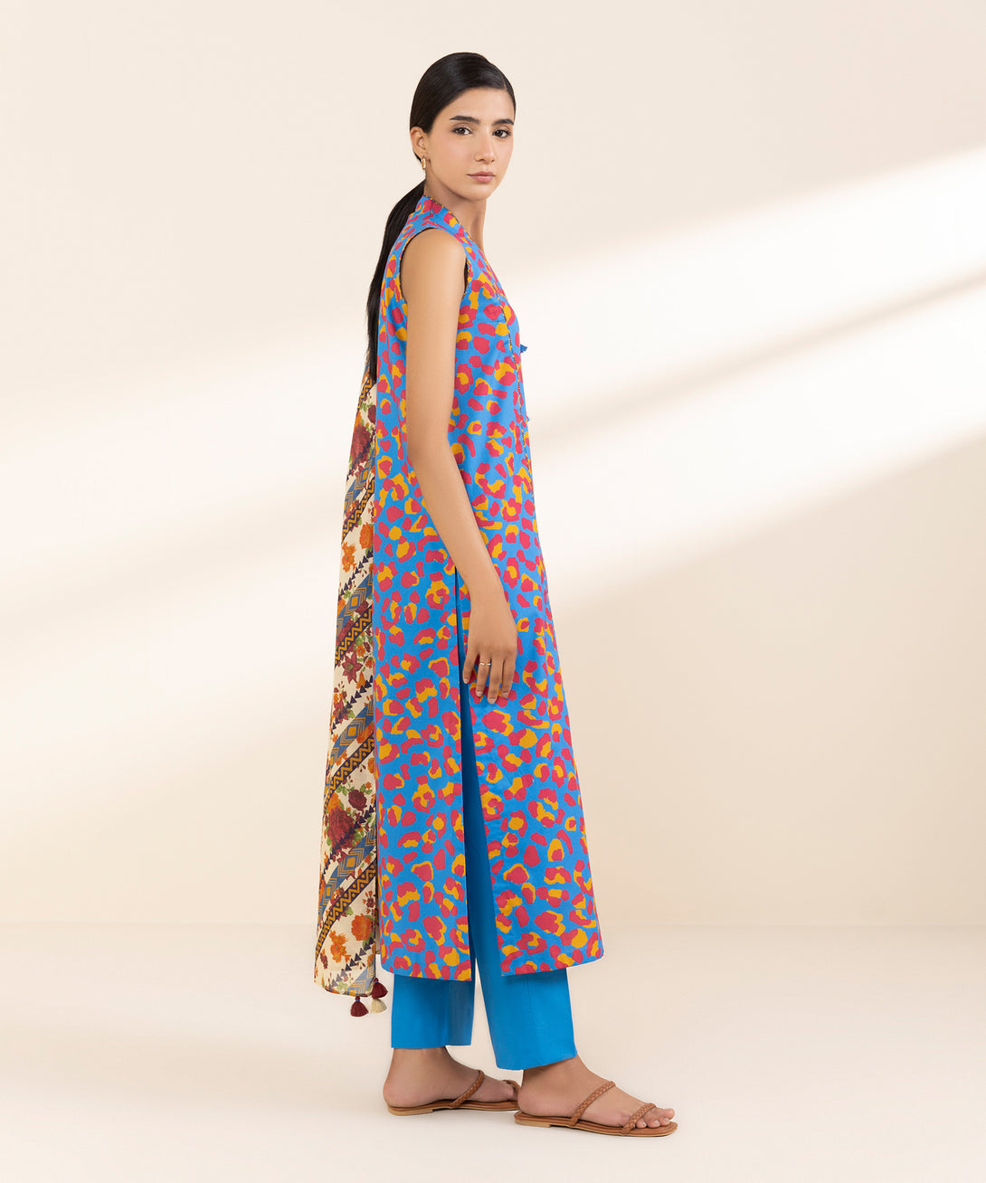 Women's Unstitched Lawn Printed Multi 2 Piece Suit