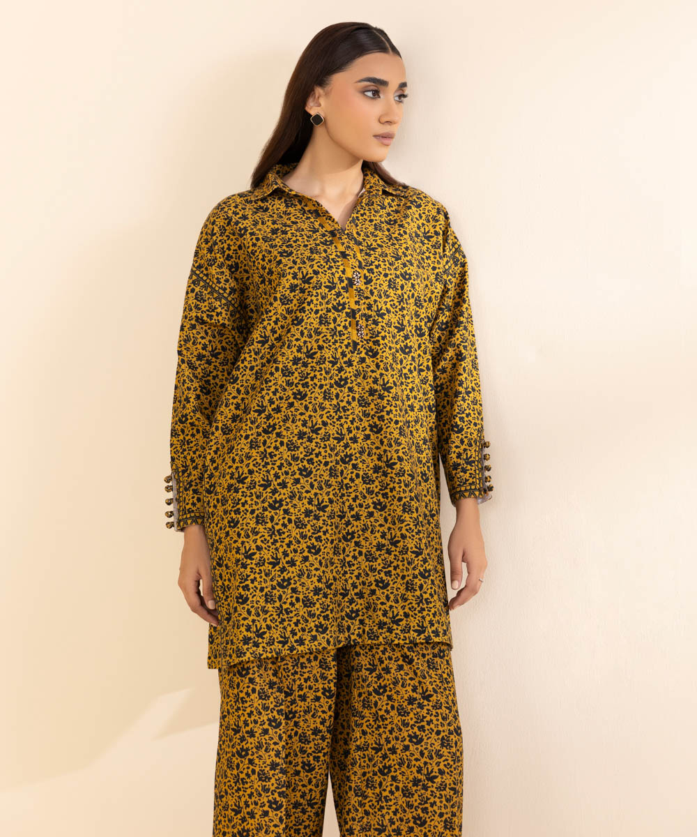 Women's Unstitched Khaddar Printed Multi 2 Piece Suit