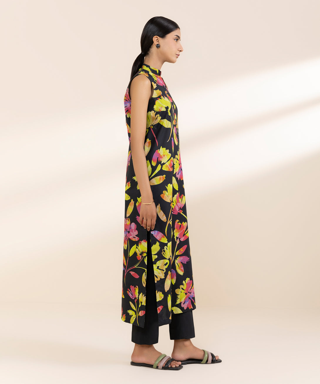 Women's Unstitched Lawn Printed Multi 2 Piece Suit