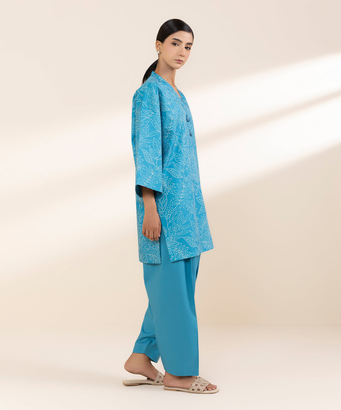 Women's Unstitched Lawn Printed Blue 2 Piece Suit