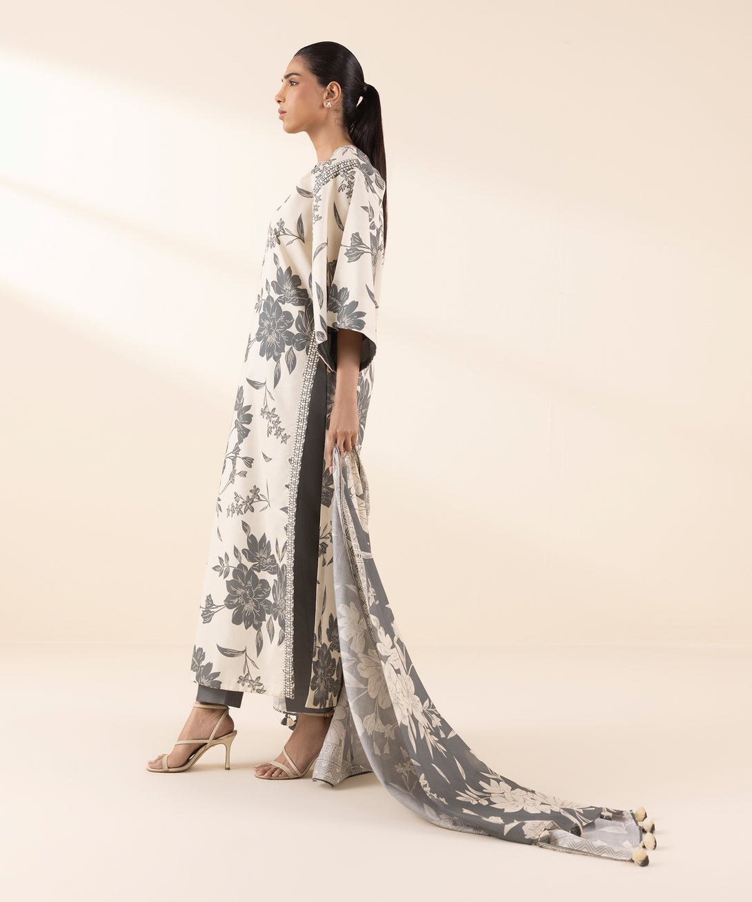 Women's Unstitched Lawn Printed Grey 3 Piece Suit