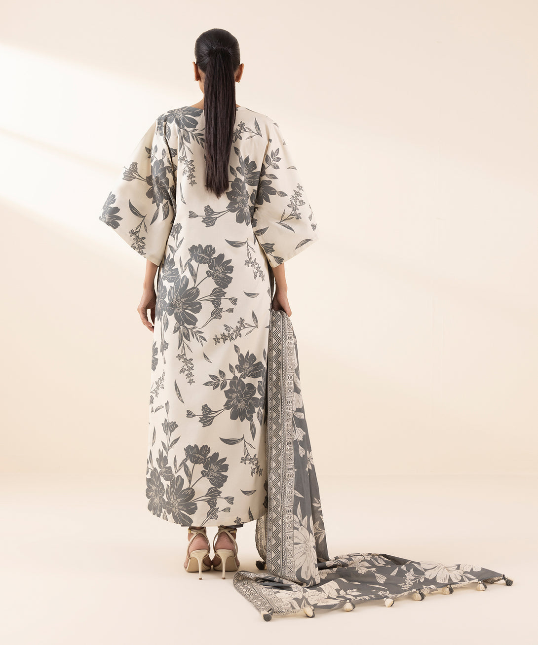Women's Unstitched Lawn Printed Grey 3 Piece Suit