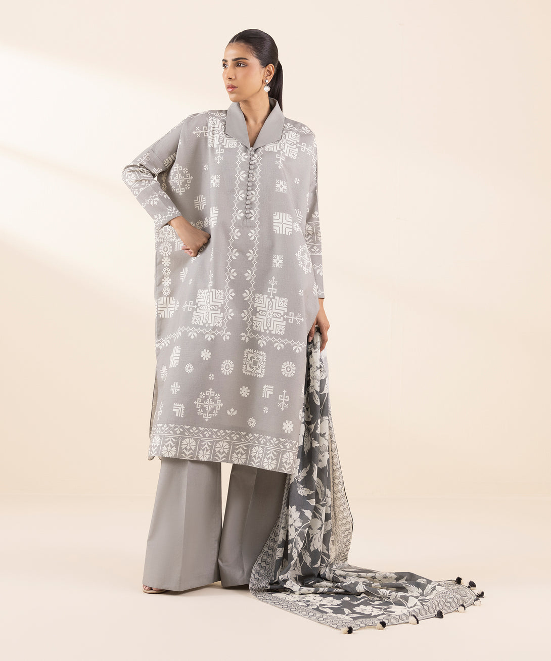Women's Unstitched Lawn Printed Grey 3 Piece Suit
