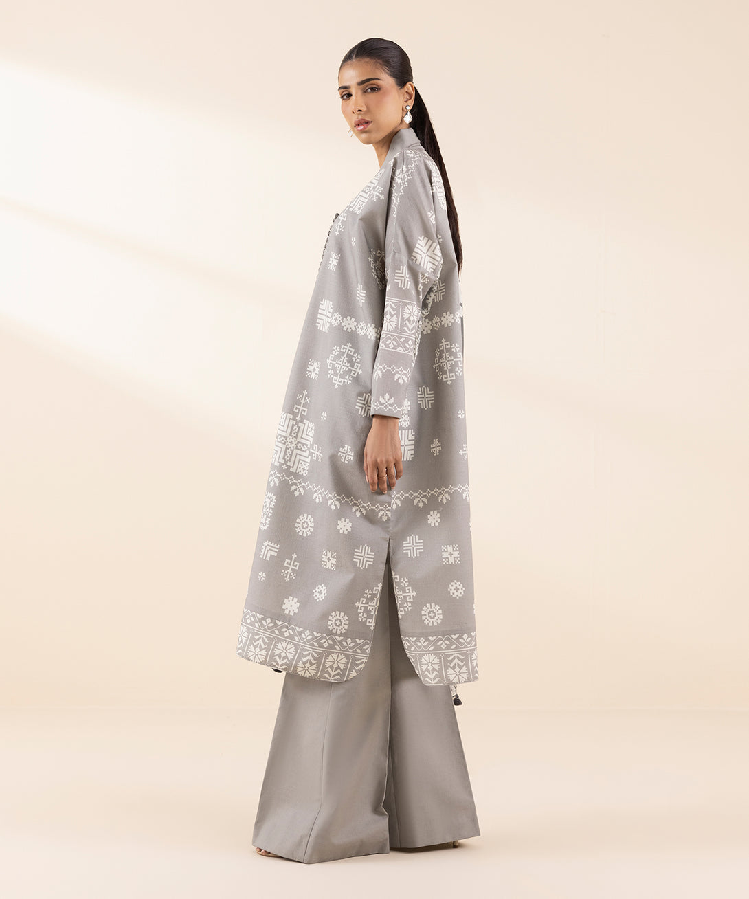 Women's Unstitched Lawn Printed Grey 3 Piece Suit
