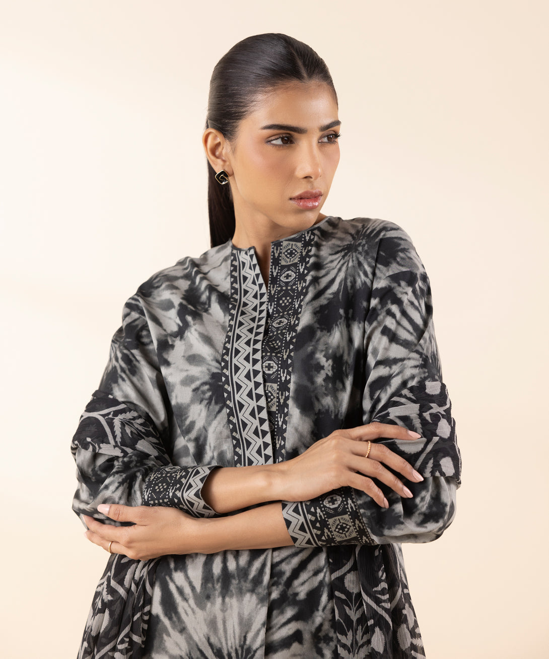 Women's Unstitched Lawn Printed Grey 3 Piece Suit