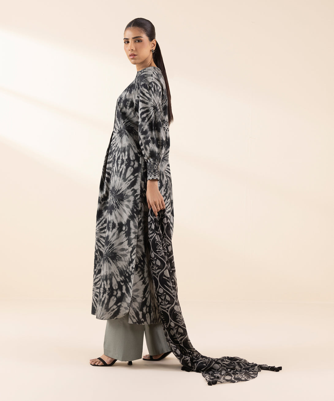 Women's Unstitched Lawn Printed Grey 3 Piece Suit