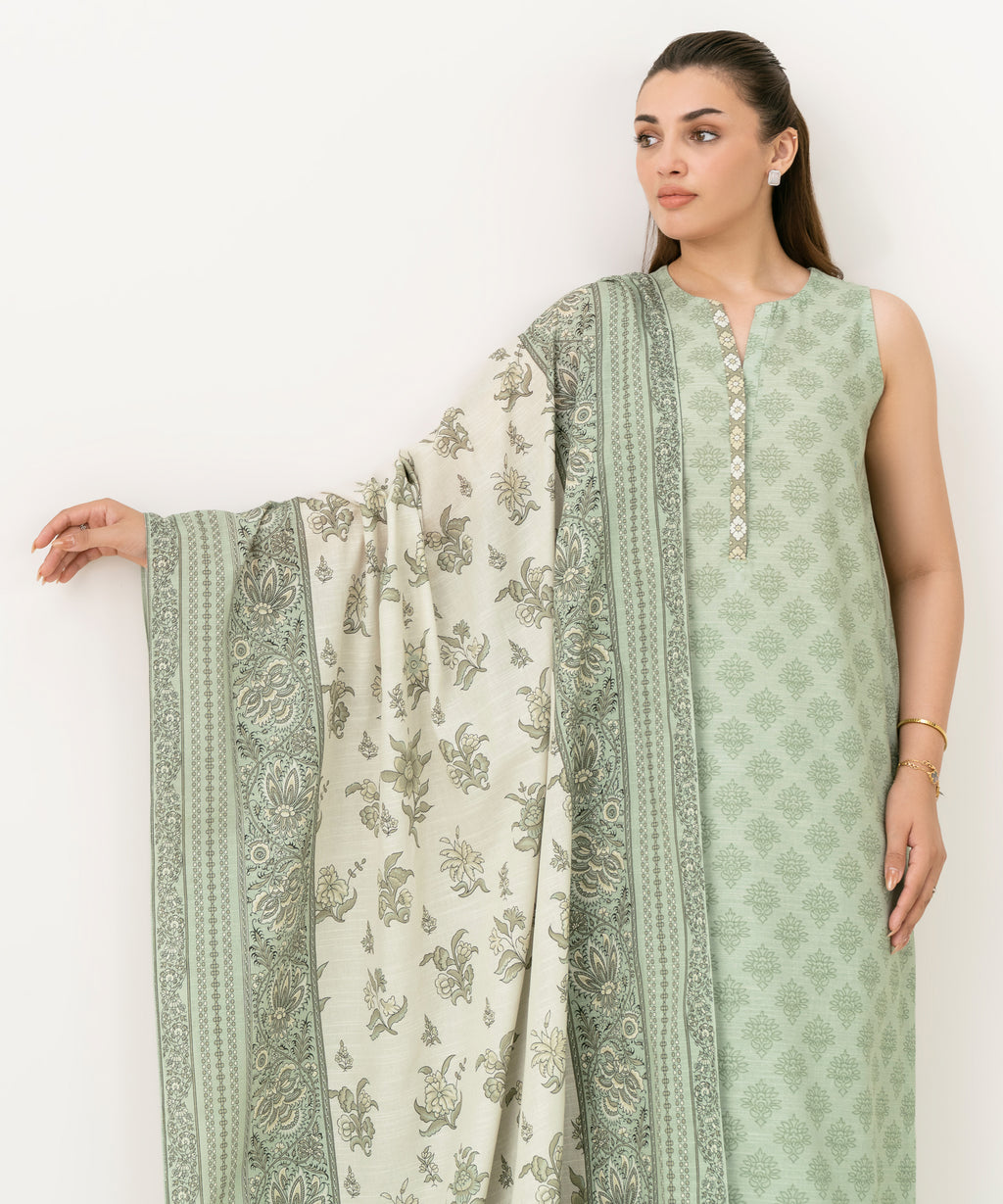 3 Piece - Printed Khaddar Suit