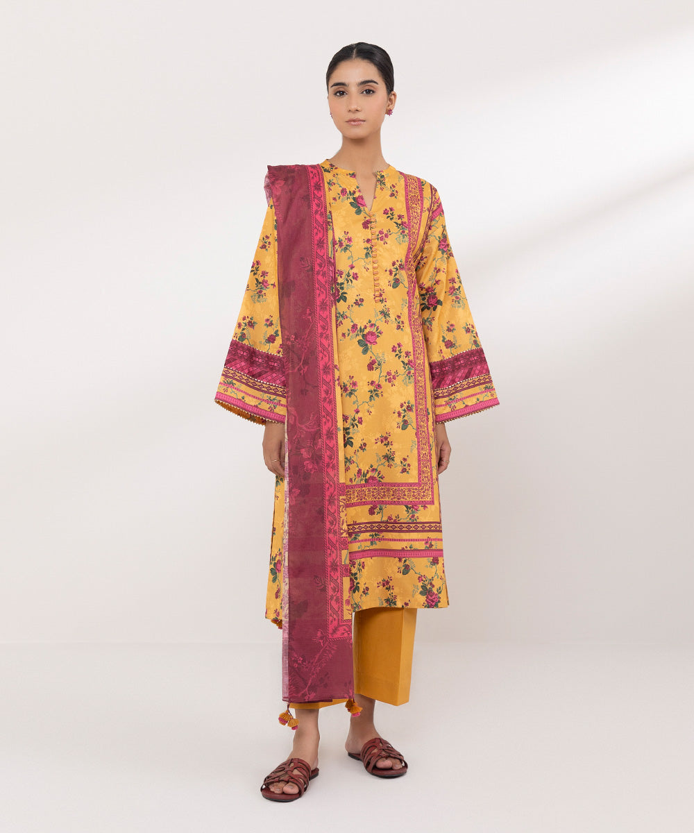 Women's Lawn Printed Yellow Unstitched 3 Piece Suit