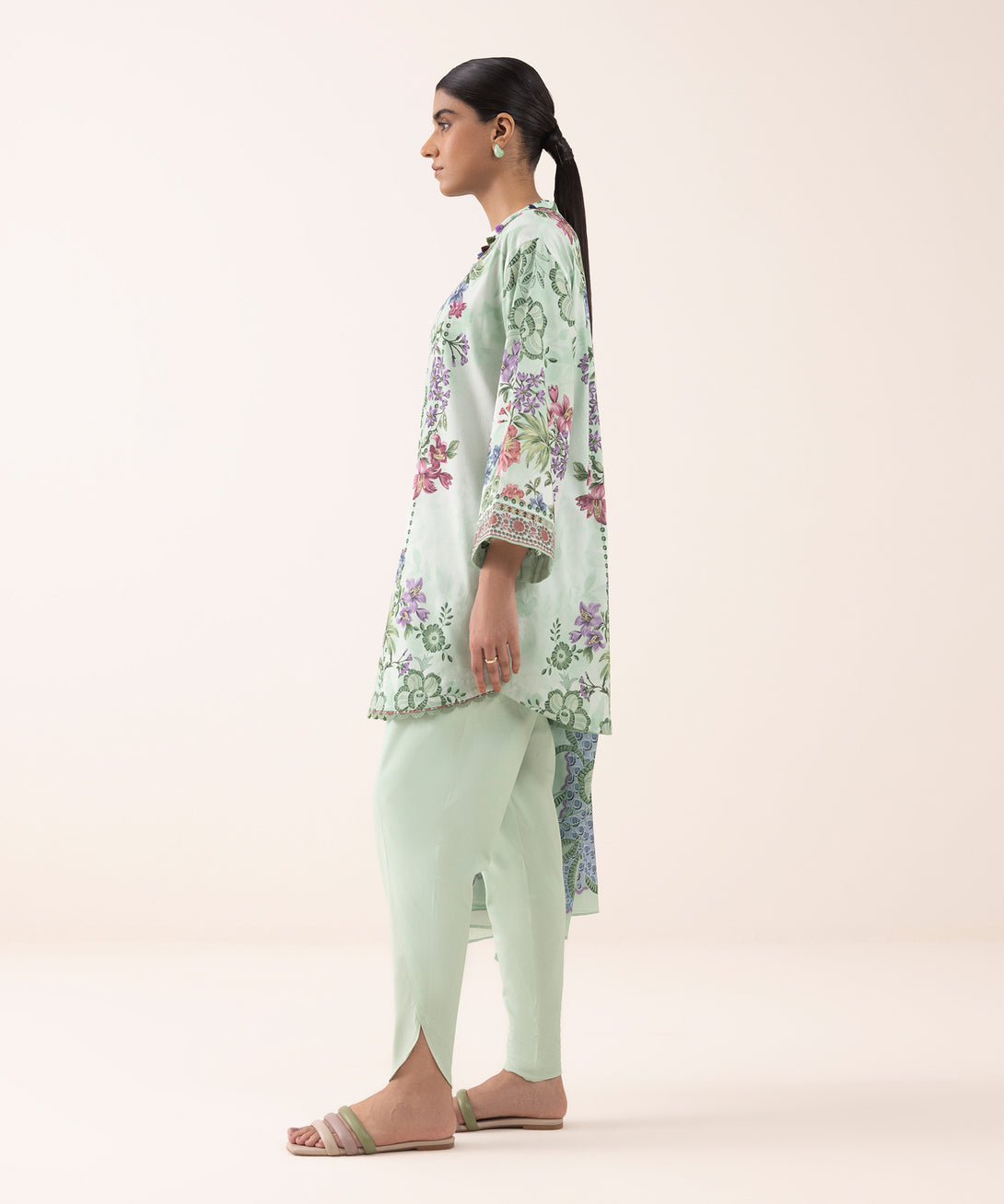 Women's Unstitched Lawn Printed Green 3 Piece Suit