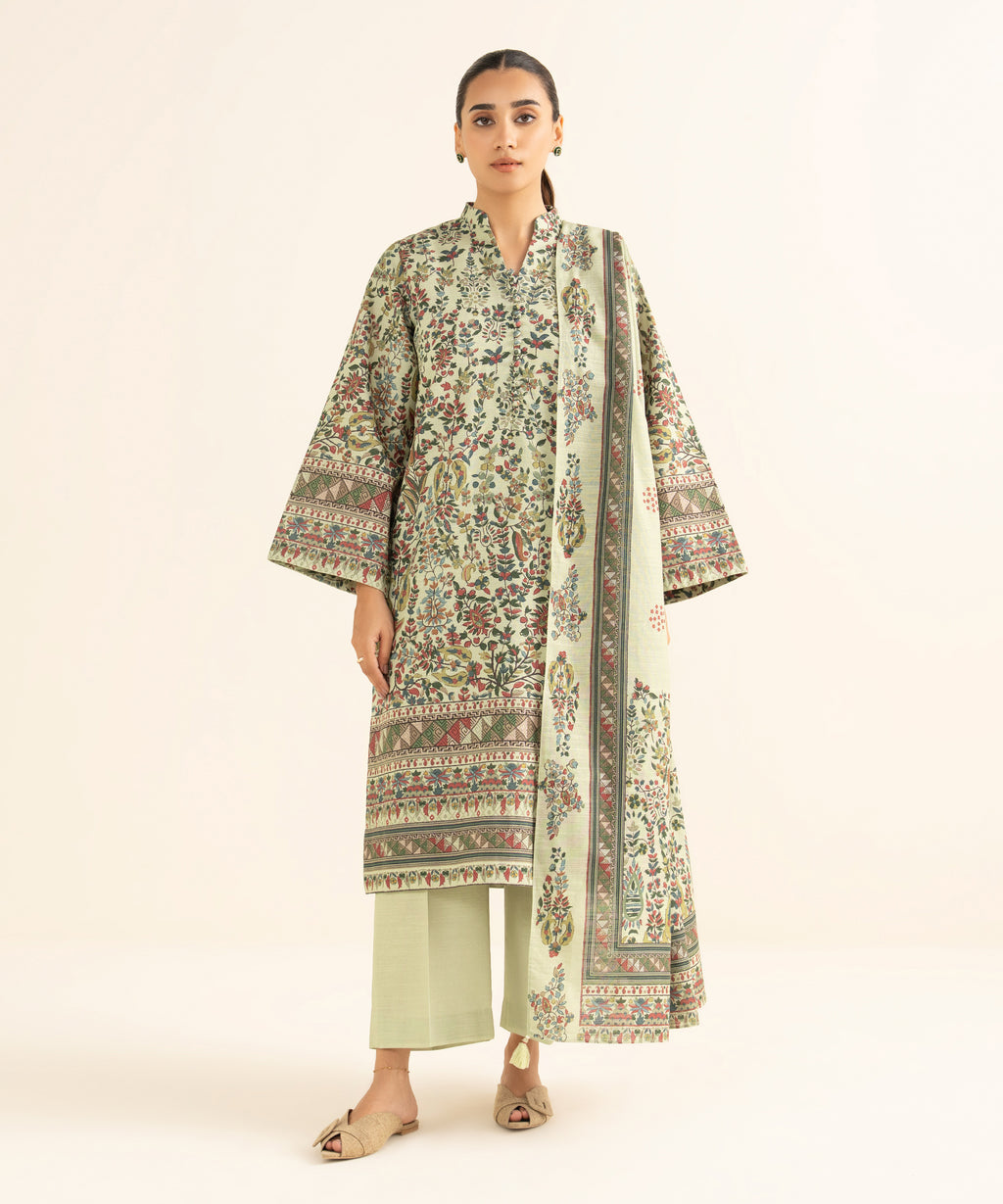 3 Piece - Printed Khaddar Suit