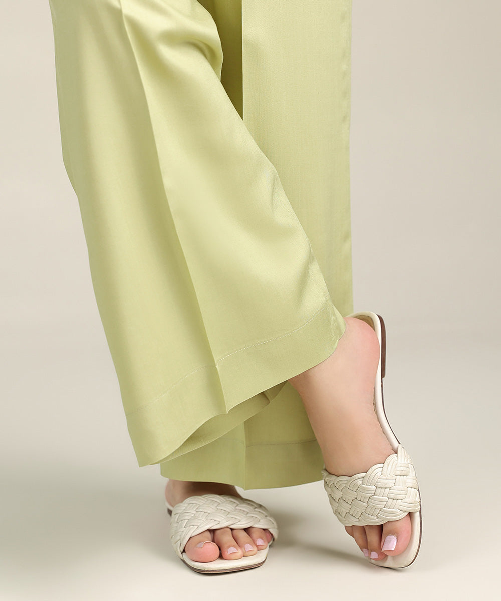 Women's Pret Linen Green Solid Culottes