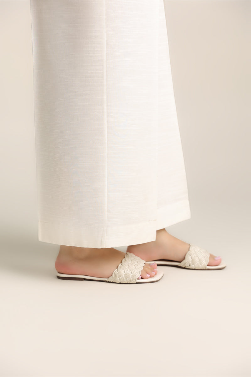 Women's Pret Khaddar Off White Solid Culottes