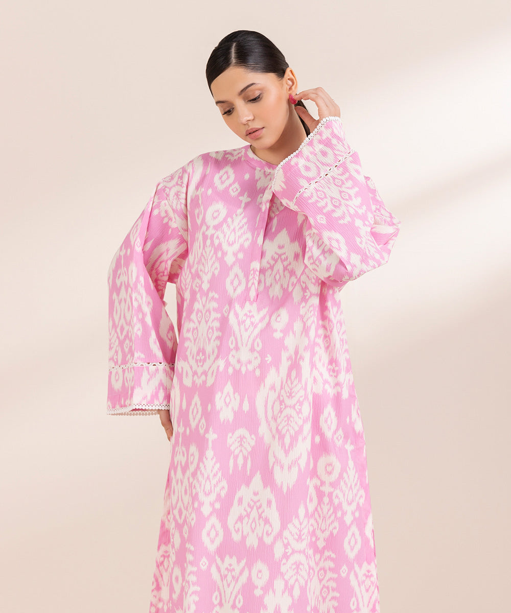 Women's Pret Seersucker Printed Pink Boxy Shirt