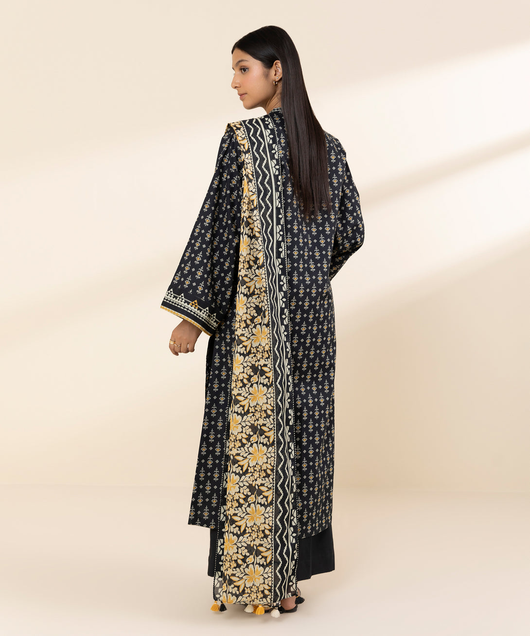 Women's Unstitched Lawn Printed Black 3 Piece Suit