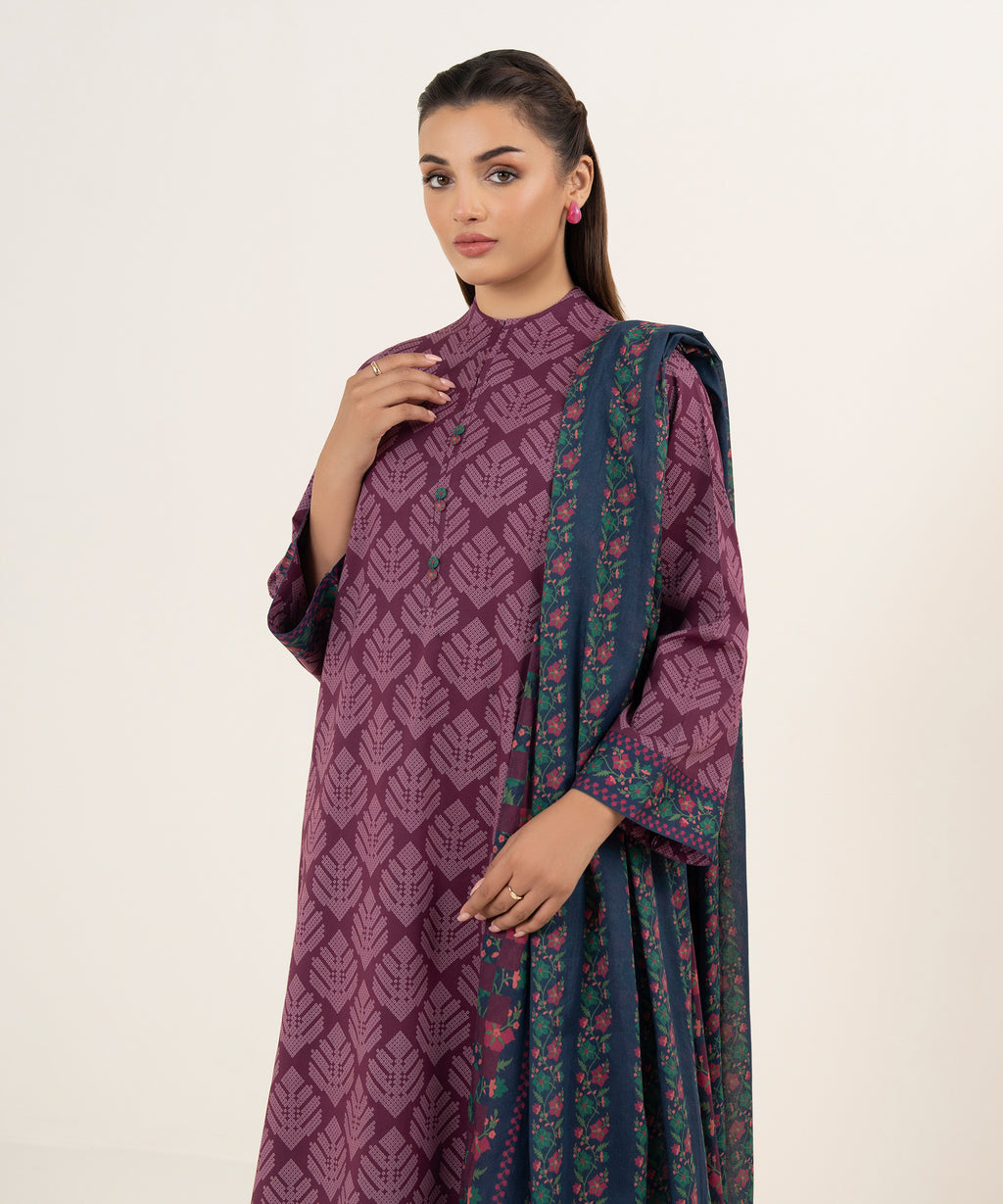 Women's Unstitched Lawn Printed Maroon 3 Piece Suit