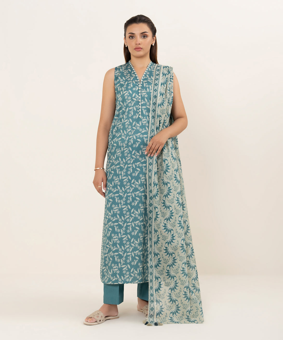 Women's Unstitched Lawn Printed Multi 3 Piece Suit