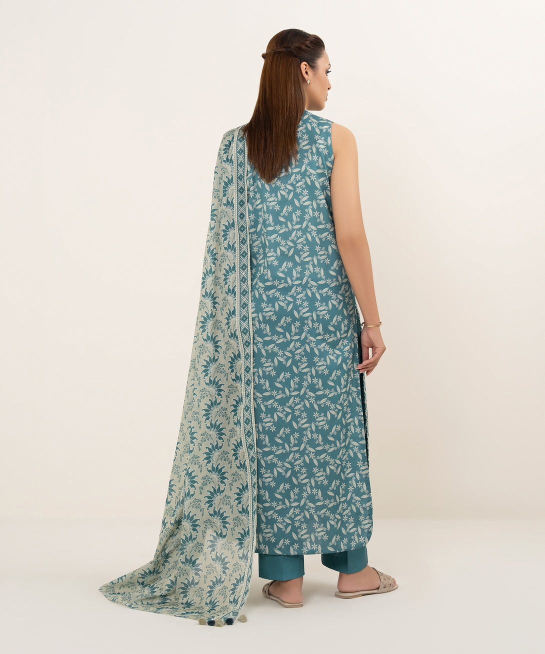 Women's Unstitched Lawn Printed Multi 3 Piece Suit