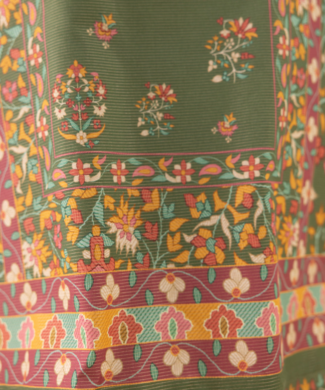 Women's Unstitched Zari Lawn Printed Multi 3 Piece Suit