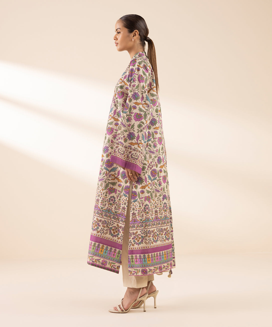 Women's Unstitched Zari Lawn Printed Multi 3 Piece Suit