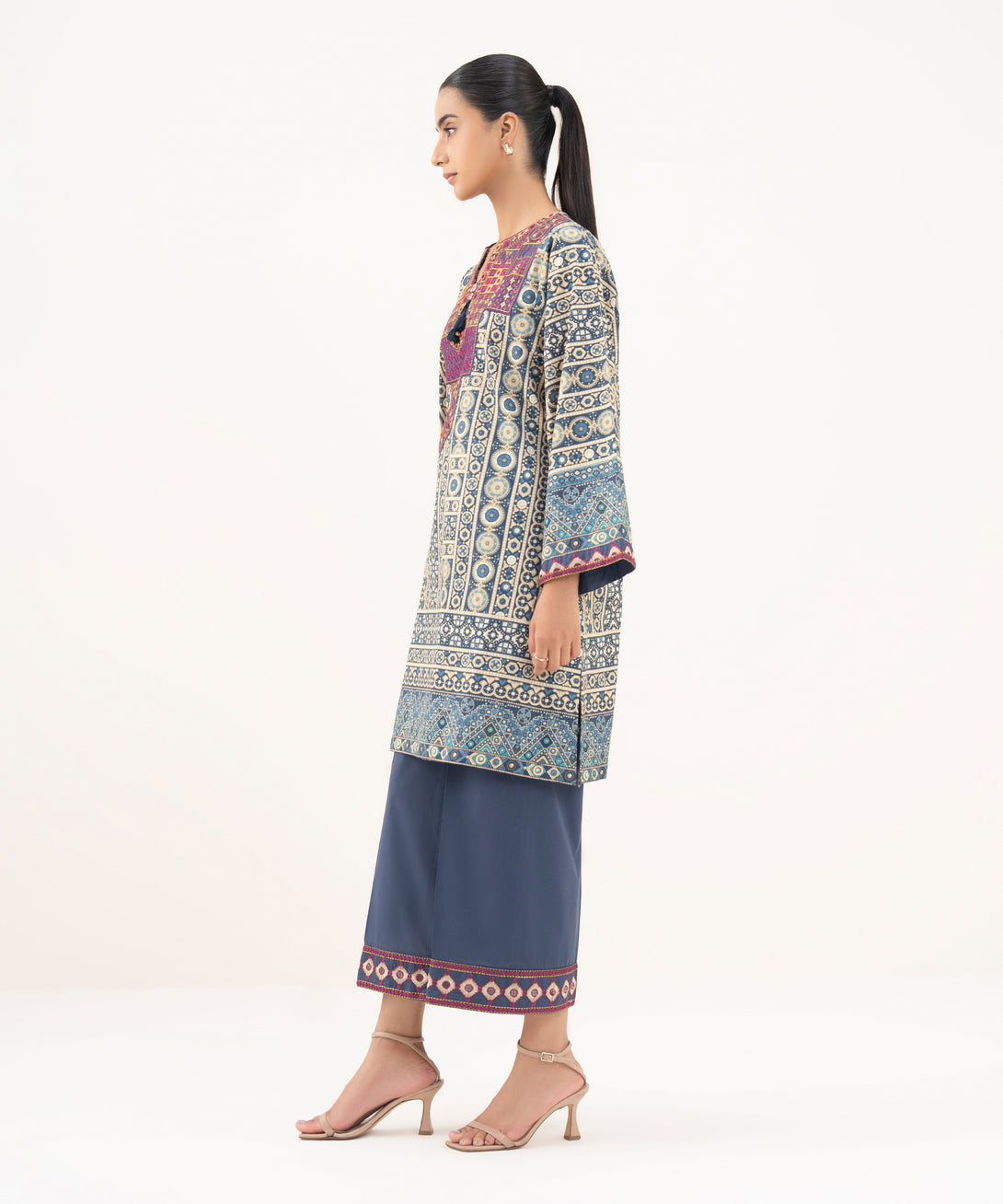 Women's RTW Cambric Blue Embroidered Boxy Shirt
