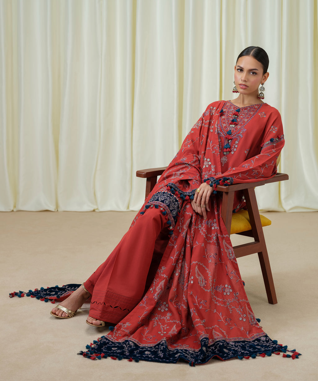3 Piece - Embroidered Cotton Karandi Suit