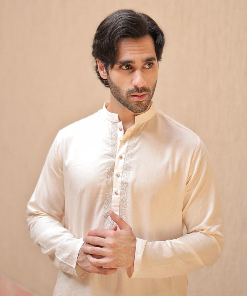 Men's Stitched Kurta Off White Embroidered Cotton Dobby Kurta