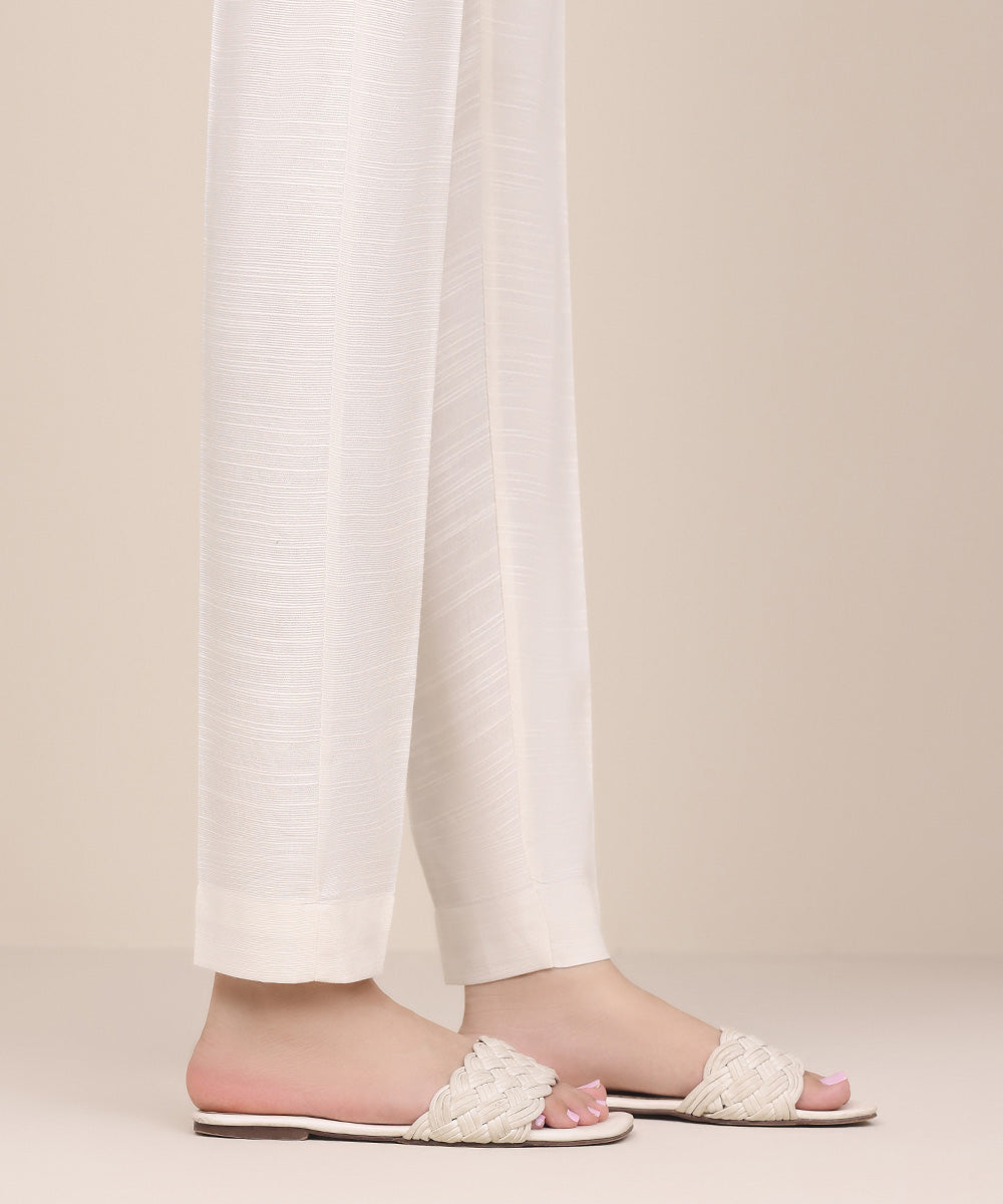 Women's Pret Khaddar Off White Solid Cigarette Pants