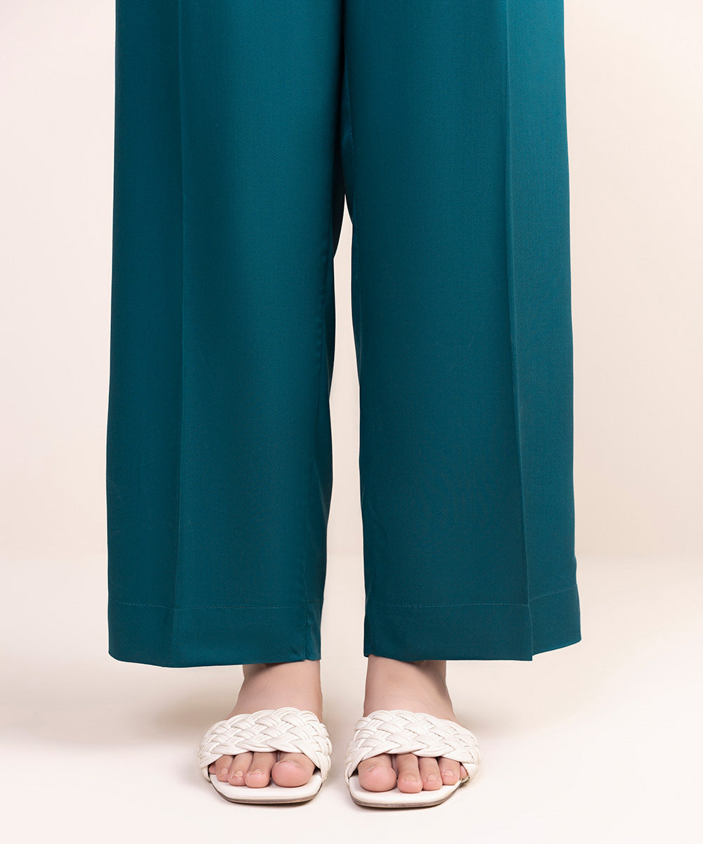 Women's Pret Bedford Green Solid Straight Pants