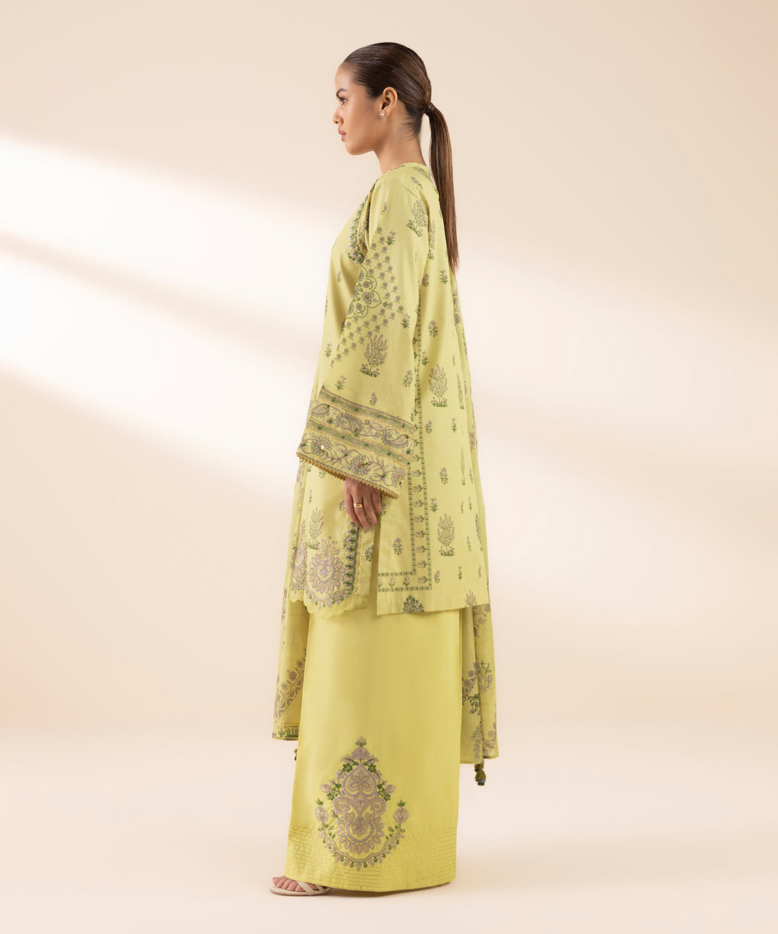 Women's Unstitched Zari Lawn Embroidered Yellow 3 Piece Suit