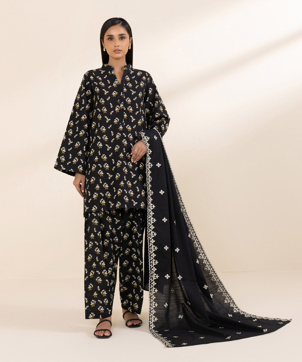 Khaddar Black Embroidered Dupatta 