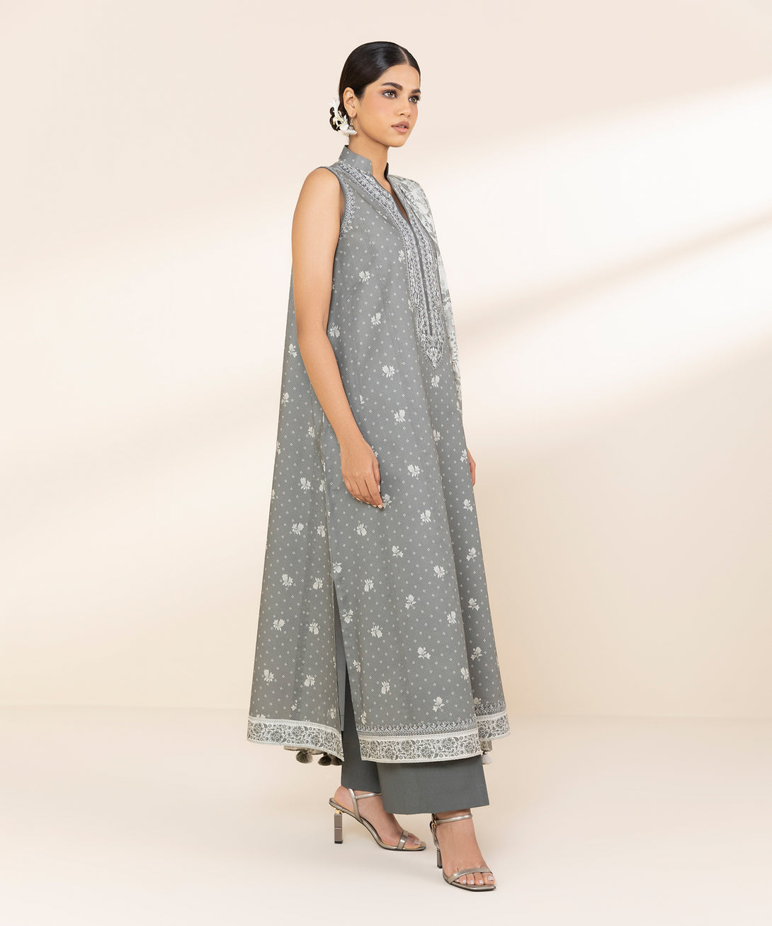 Women's Unstitched Lawn Embroidered Grey 2 Piece Suit
